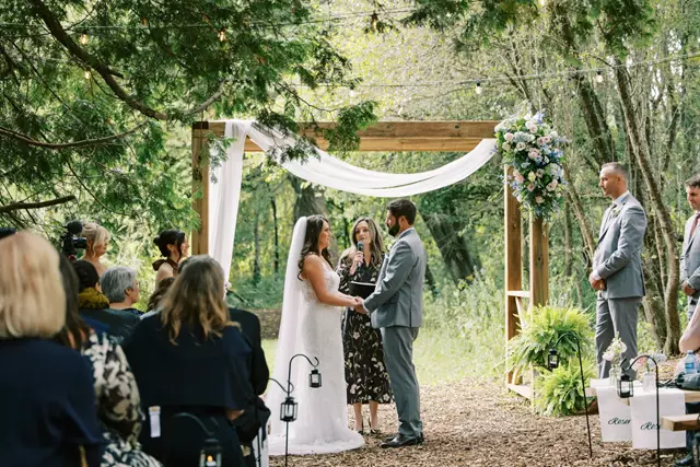 Barn Venues: The Fieldstone Barn 4