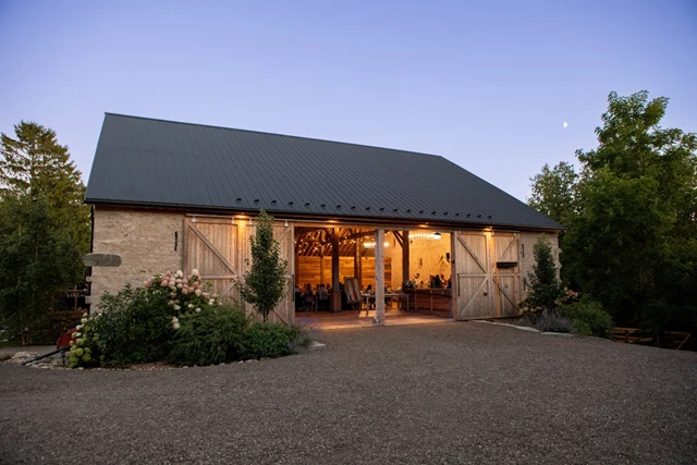 Barn Venues: The Fieldstone Barn 1