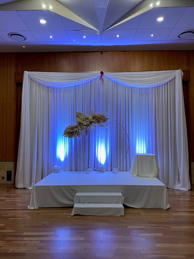 Banquet Halls: The Hallcrown 9