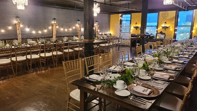 Special Event Venues: The Lodge On Queen 9