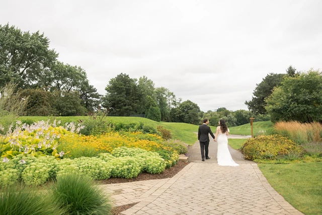 Golf & Country Clubs: The Oakdale Golf and Country Club 8