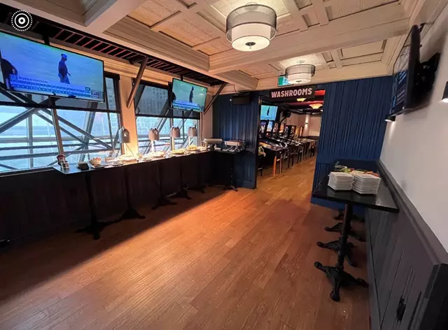 Entertainment Venues: The Pint Public House 5