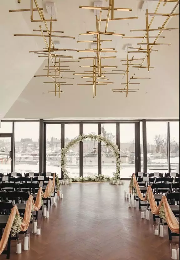 Hotels: The Postmark Hotel 3