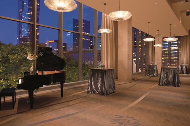 Hotels: The Ritz-Carlton Toronto 2