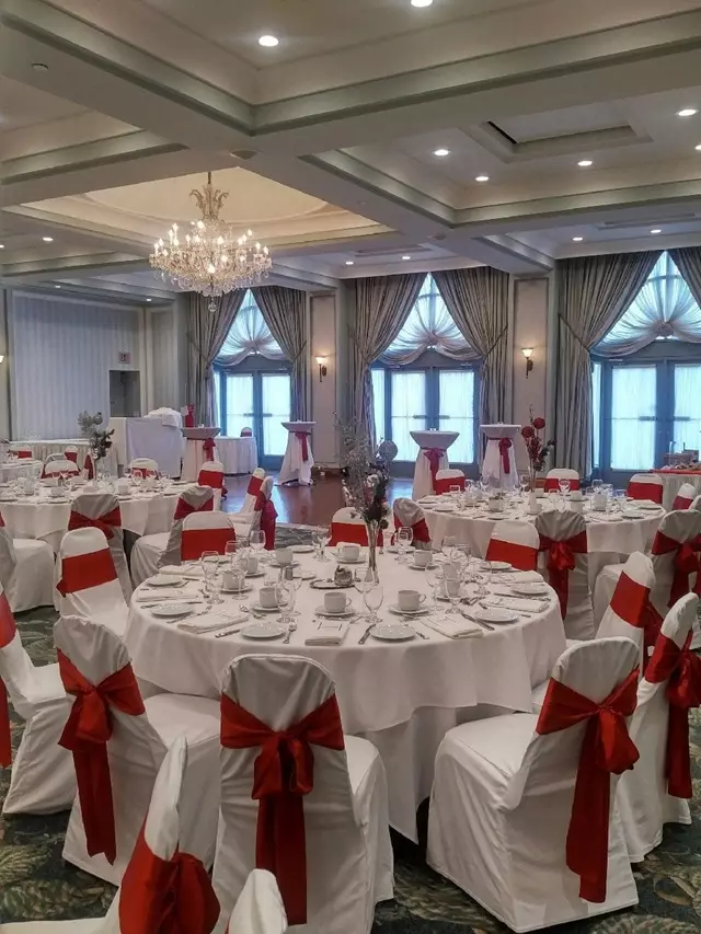 Banquet Halls: The Waterside Inn 4