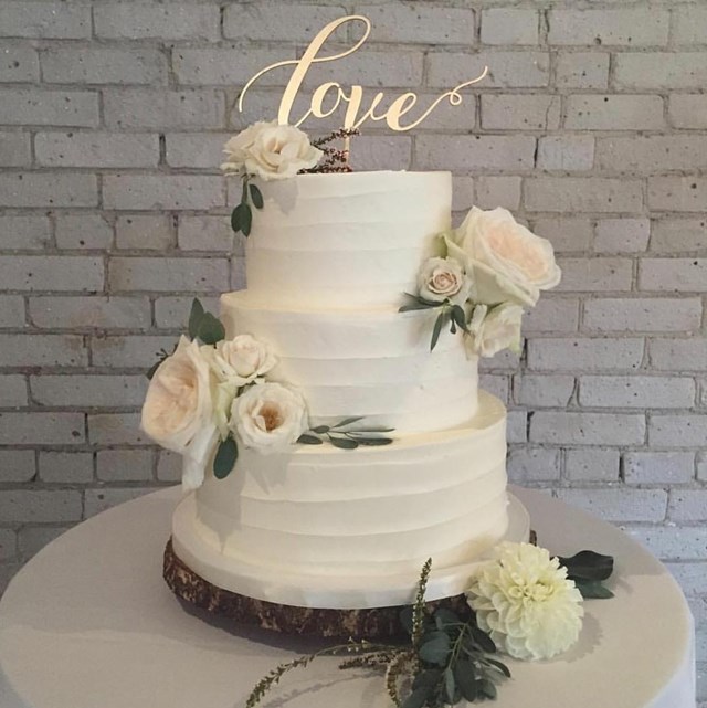 Wedding Cakes: The Wedding Cake Shoppe 1