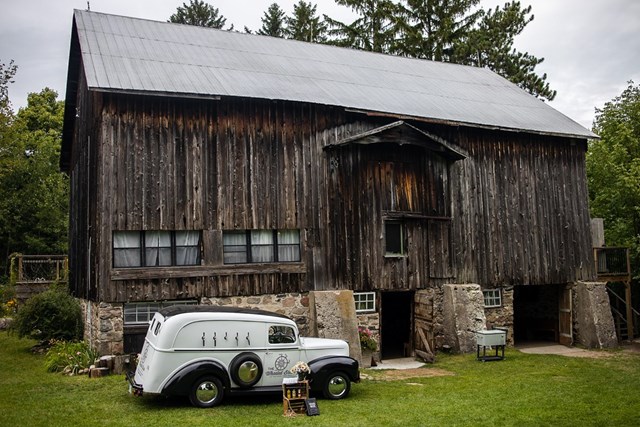 Mobile Bar Services: The Wheeled Brew 9