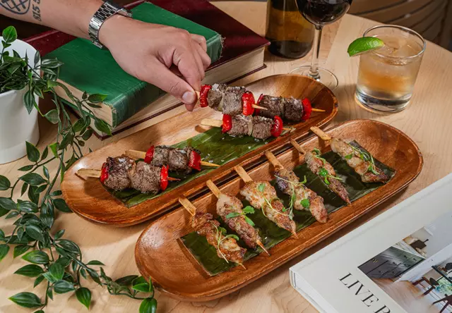 Restaurants: Third Place 4