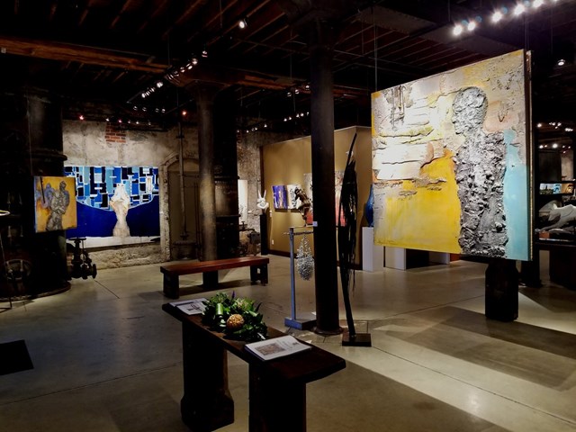 Galleries/Museums: Thompson Landry Gallery 29