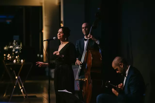 Live Music & Bands: Tiffany Jazz Trio 2