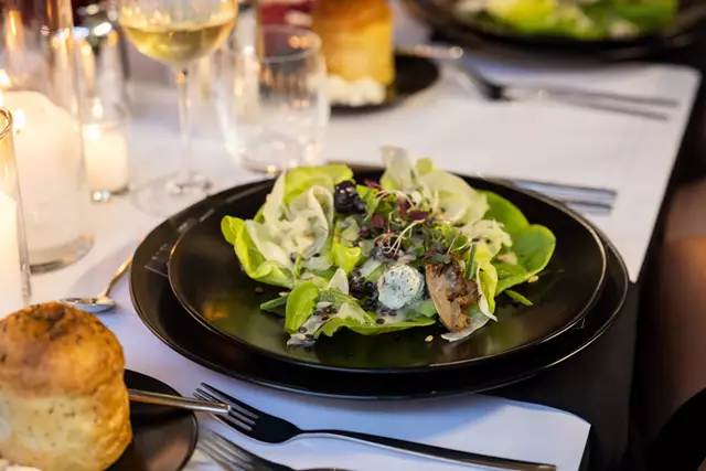 Full Service Caterers: Toben Food by Design 10