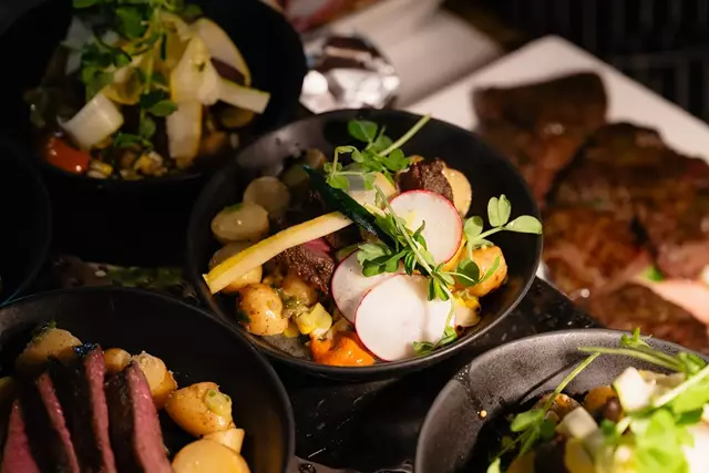 Full Service Caterers: Toben Food by Design 4