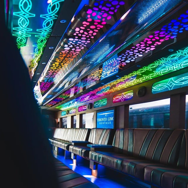 Limousines: Toronto Limo Rentals 6