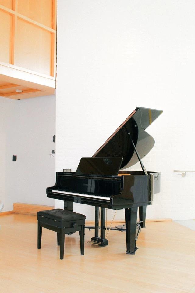 Galleries/Museums: Varley Art Gallery 23