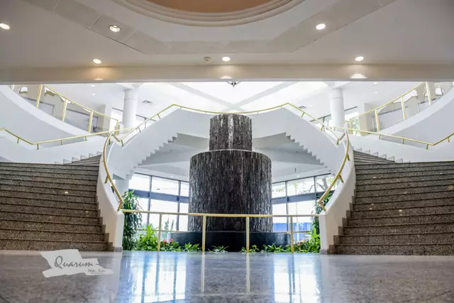 Banquet Halls: Venu Event Space 3