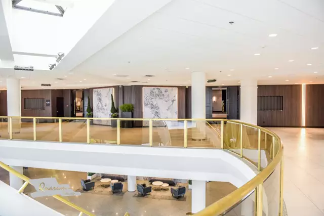 Banquet Halls: Venu Event Space 1