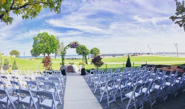 Hotels: Waterfront Boutique Venue 1