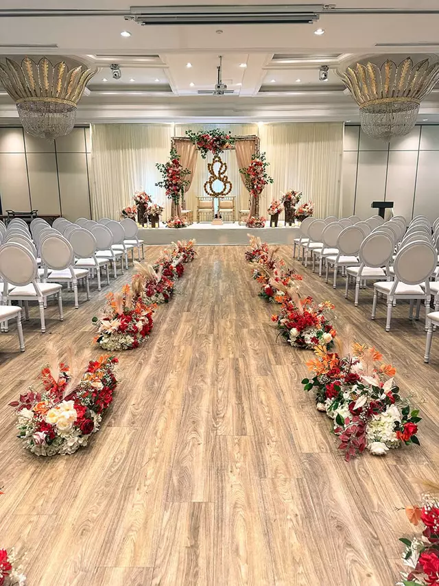 Banquet Halls: Woodbine Banquet and Hotel 3