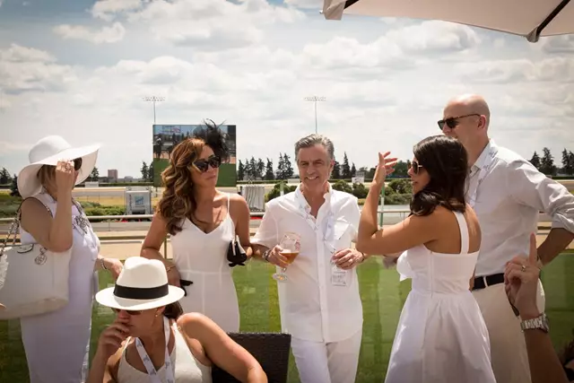 Entertainment Venues: Woodbine Racetrack 1