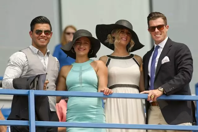 Entertainment Venues: Woodbine Racetrack 4