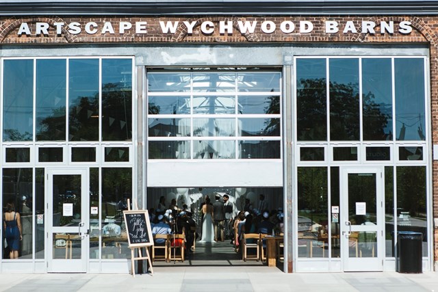 Special Event Venues: Wychwood Barns 23